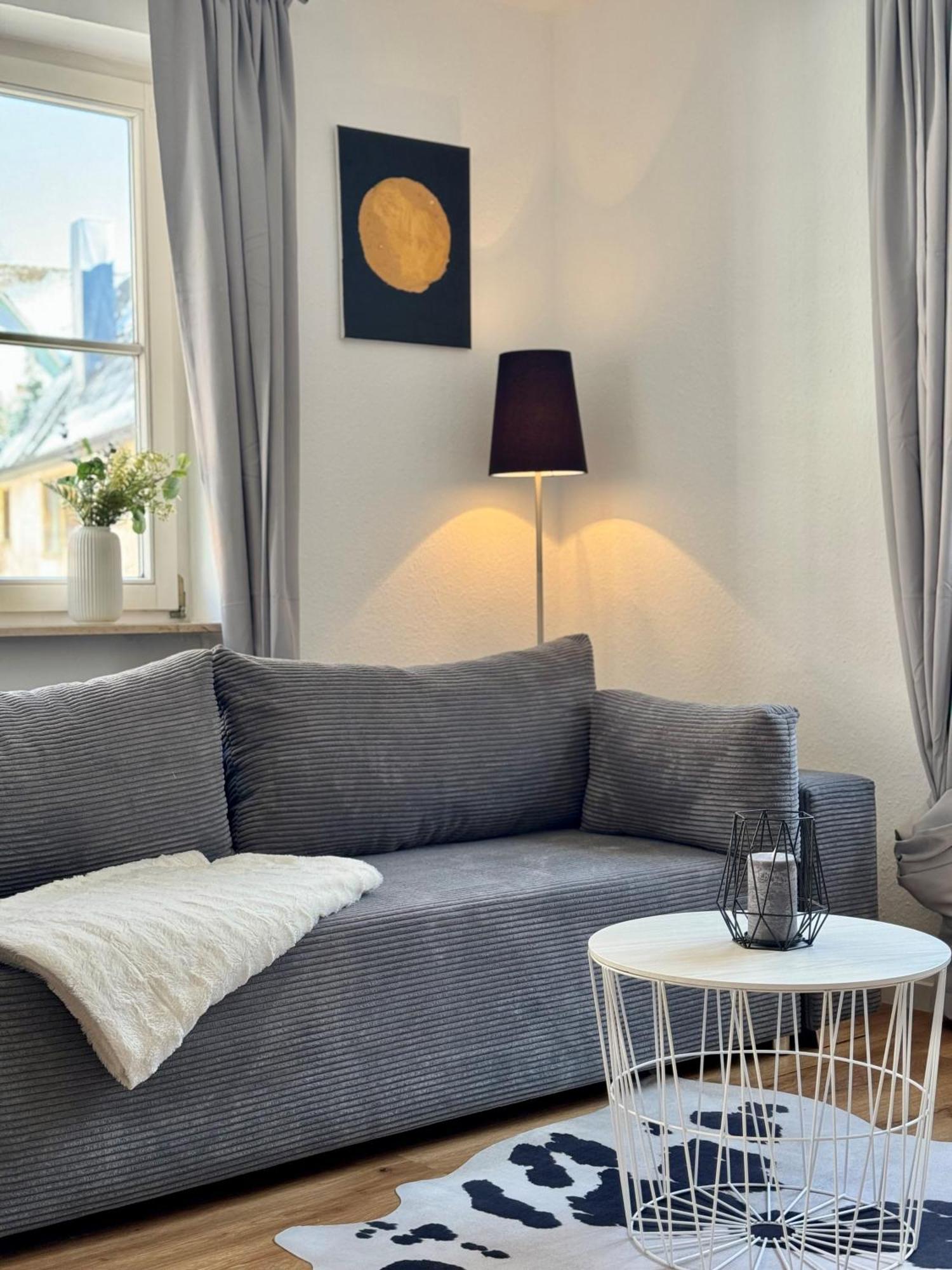 Traumhafte Wohnung Am Stadtbrunnen Der Altstadt Pfullendorf Esterno foto